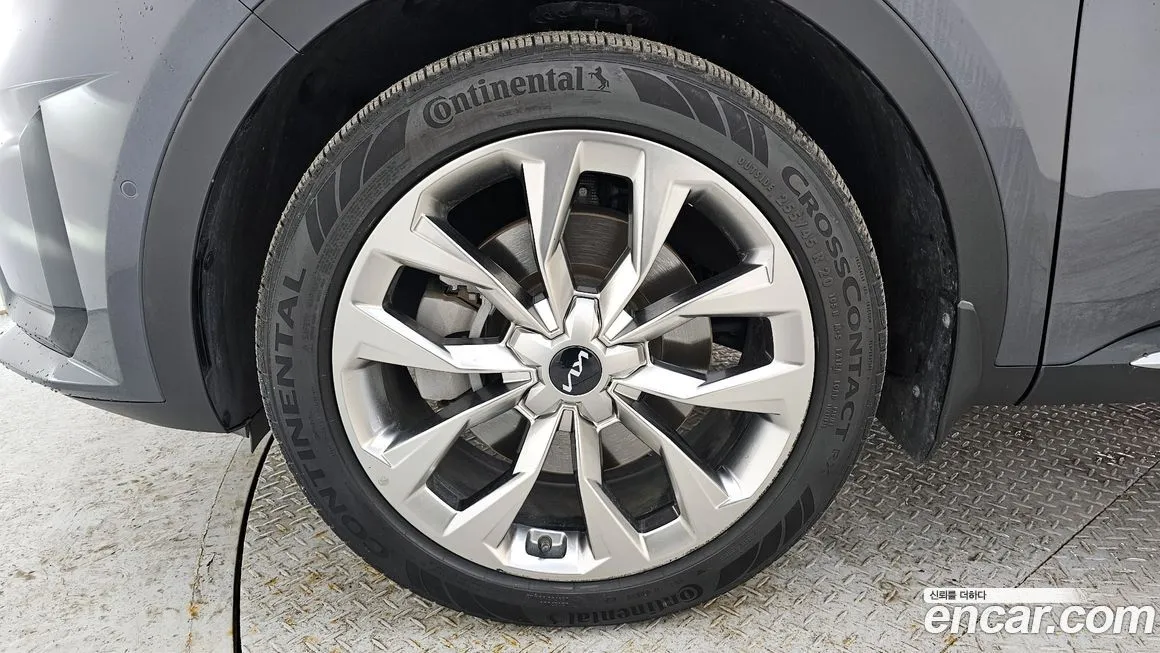 Kia Sorento — фото 5