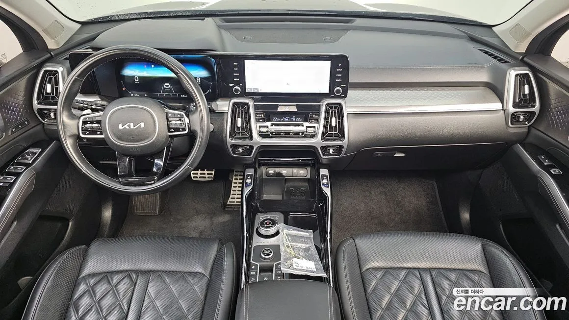 Kia Sorento — фото 6