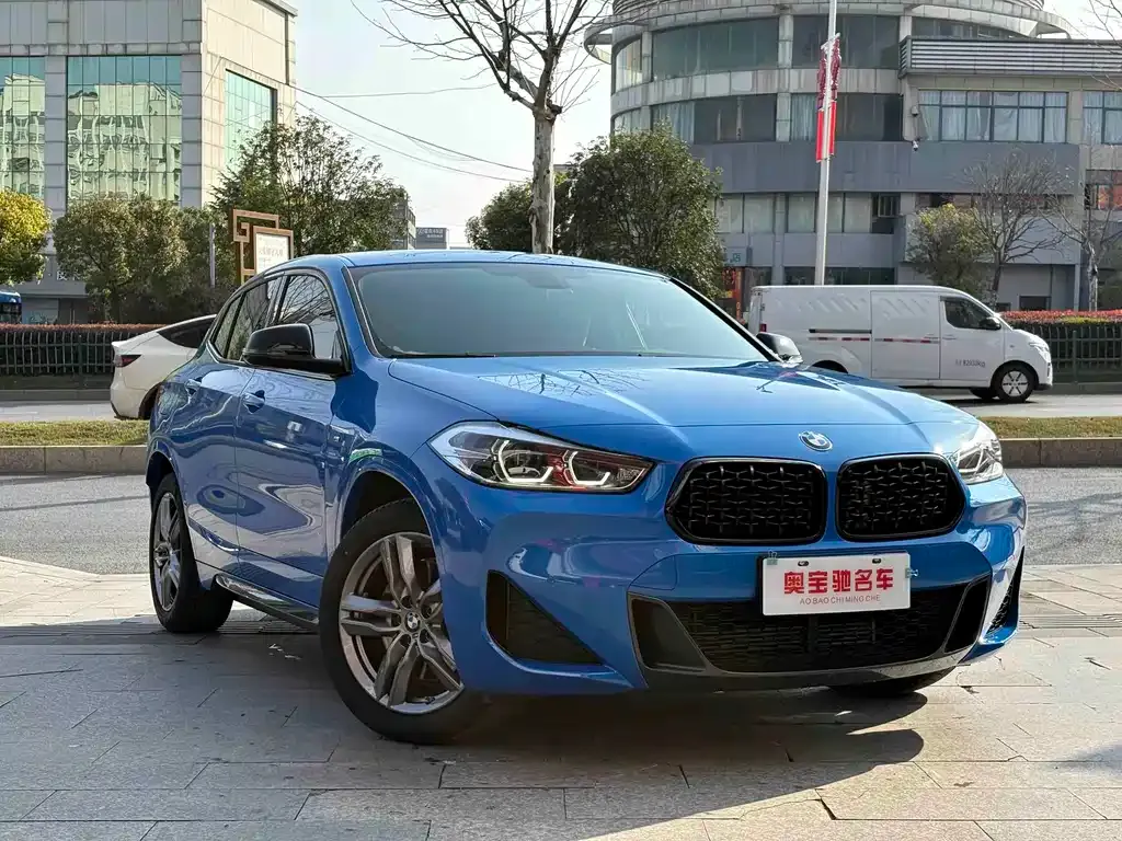 BMW X2 — фото 6
