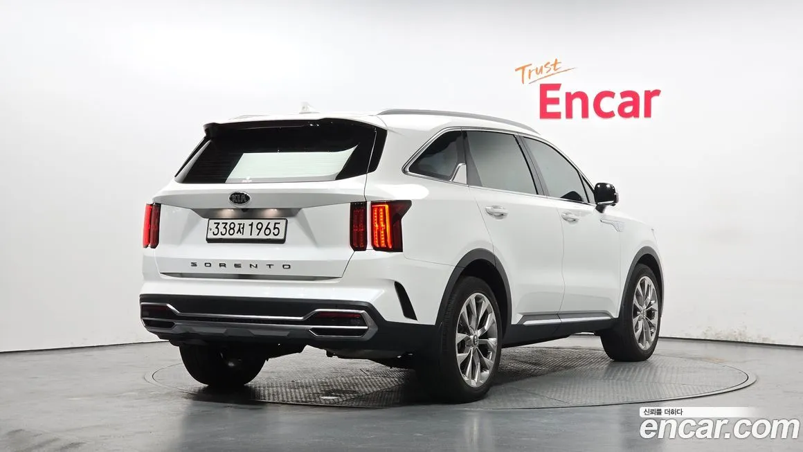 Kia Sorento — фото 4