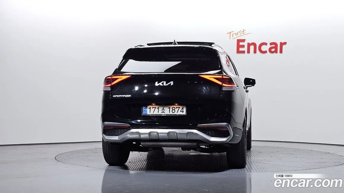 Kia Sportage — фото 8