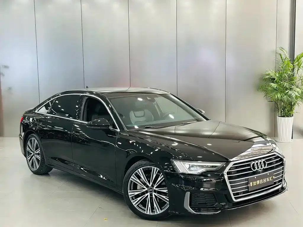 Audi A6L — фото 5
