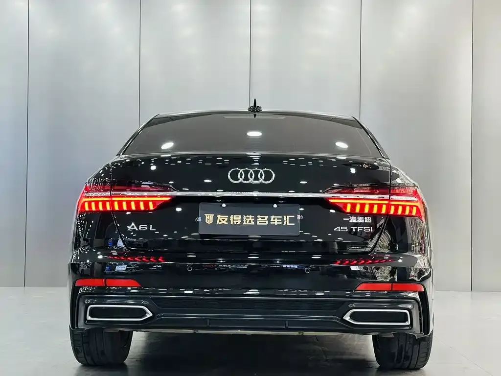 Audi A6L — фото 2