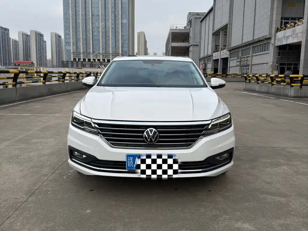 Volkswagen Lavida — фото 3