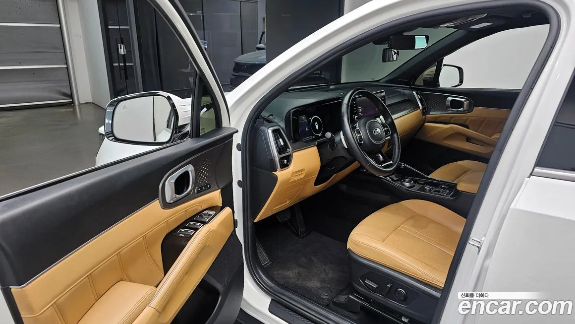 Kia Sorento — фото 5