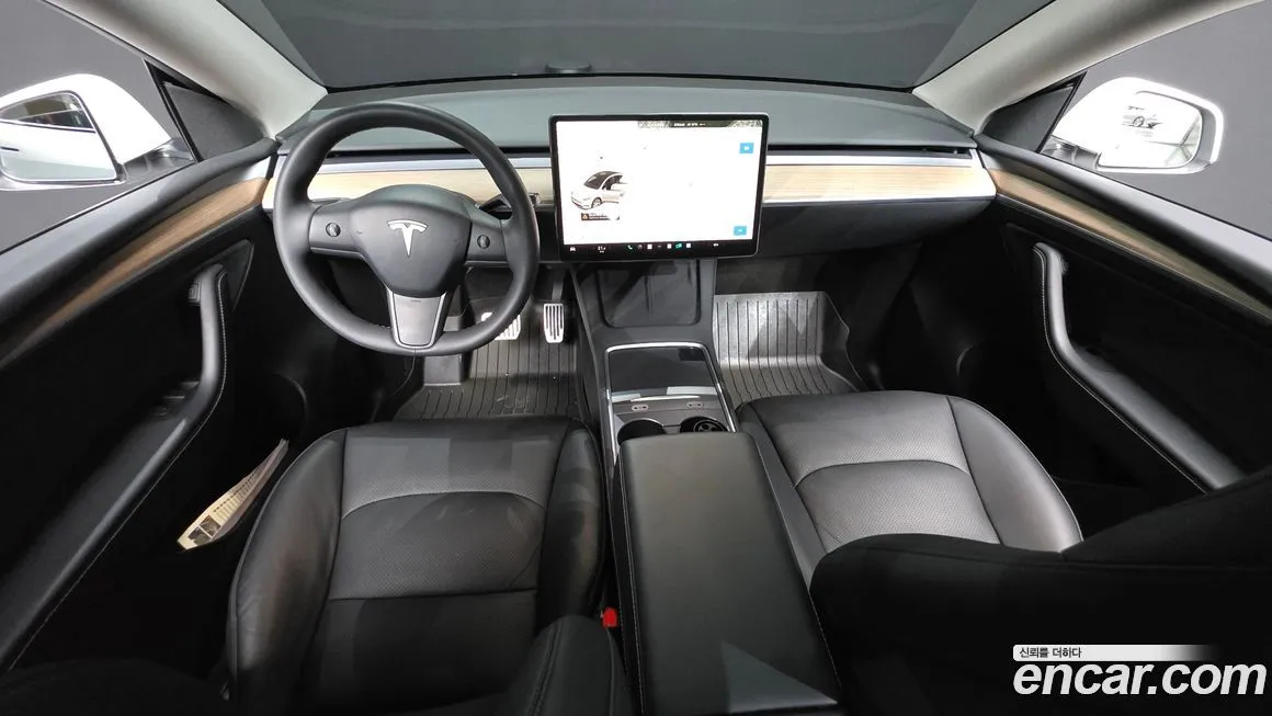 Tesla Model Y — фото 9