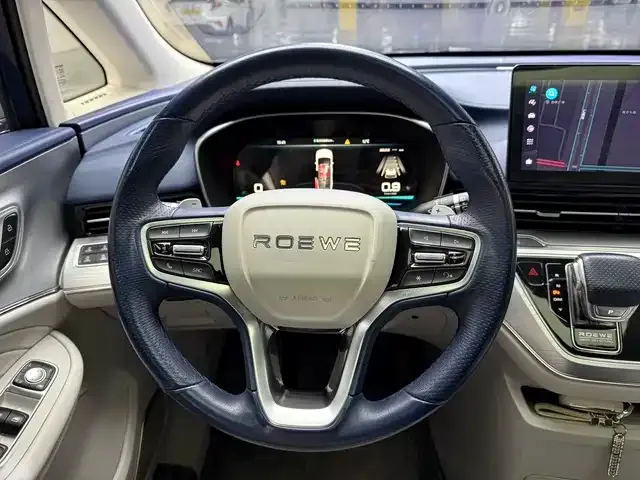 Roewe iMAX8 — фото 5