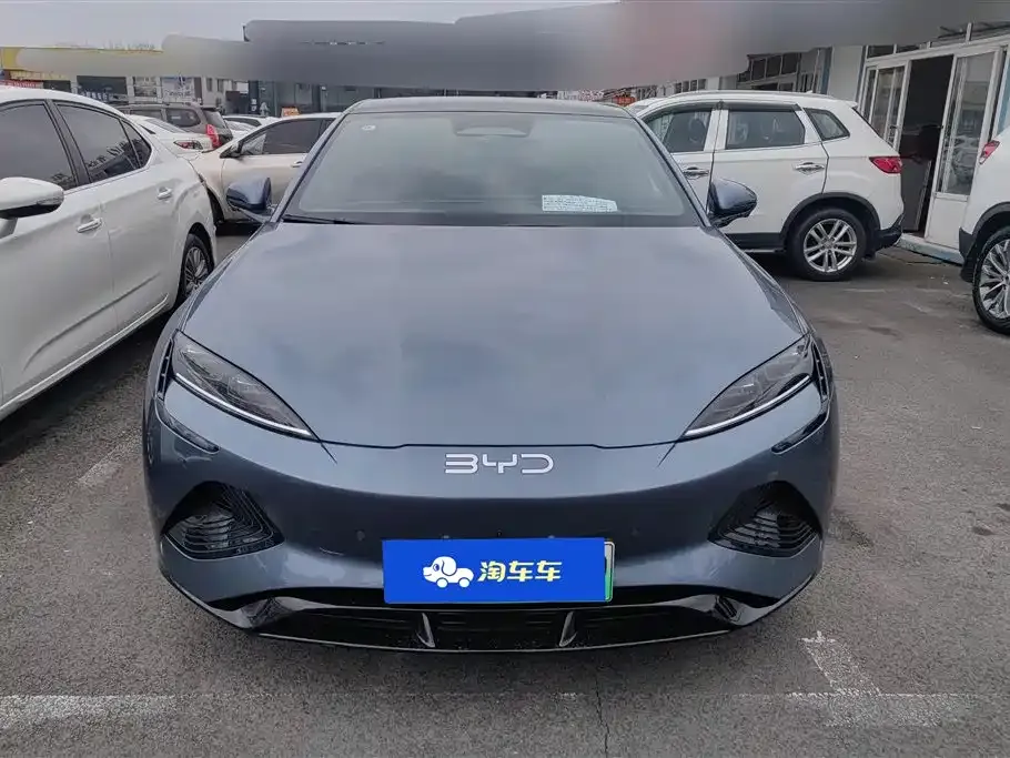 BYD Seal — фото 2
