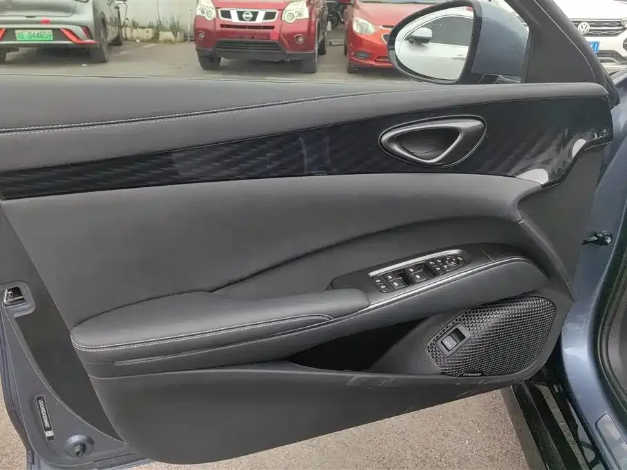 BYD Seal — фото 6