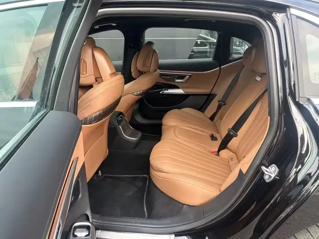 Mercedes-Benz E-Class New Energy — фото 9