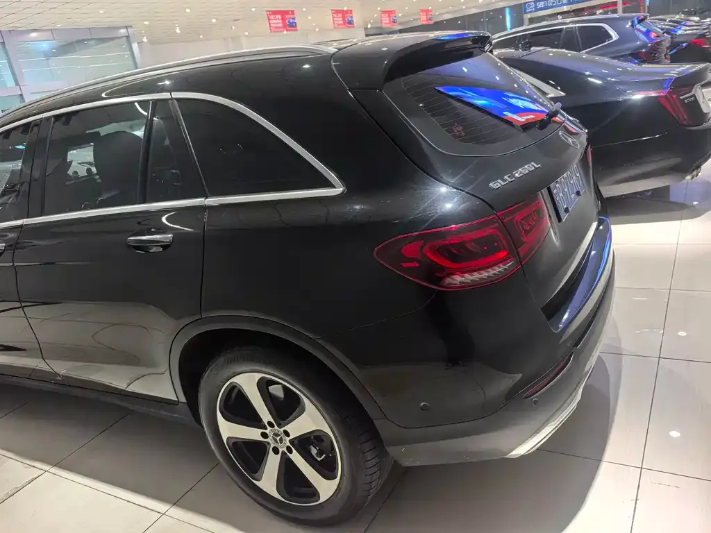Mercedes-Benz GLC — фото 2
