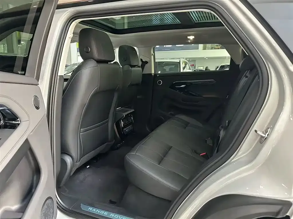 Land Rover Evoque — фото 5