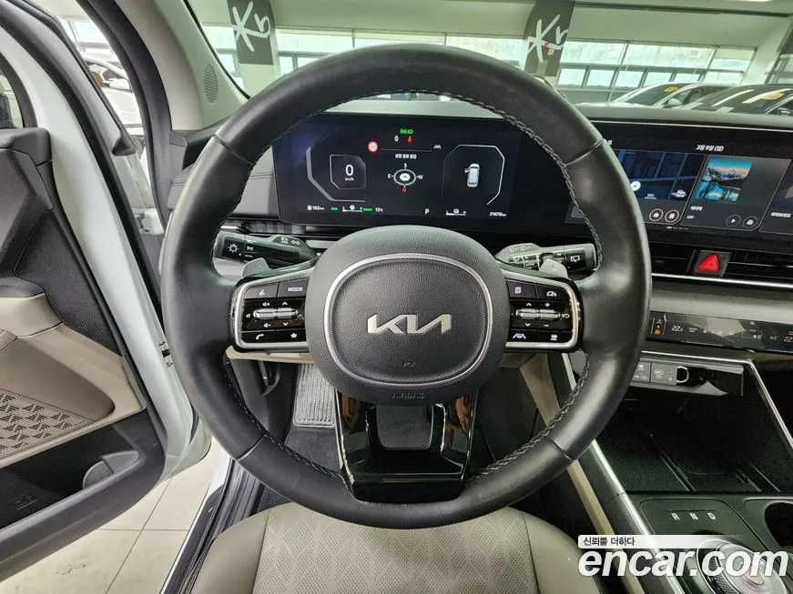 Kia Carnival — фото 3