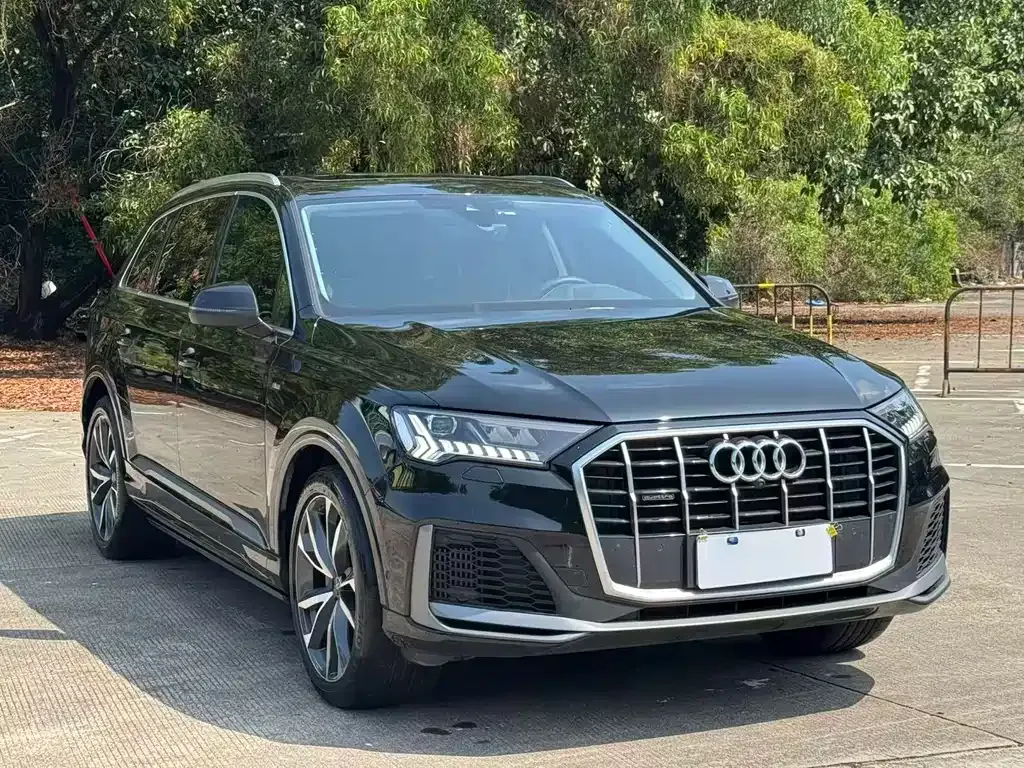 Audi Q7 — фото 2
