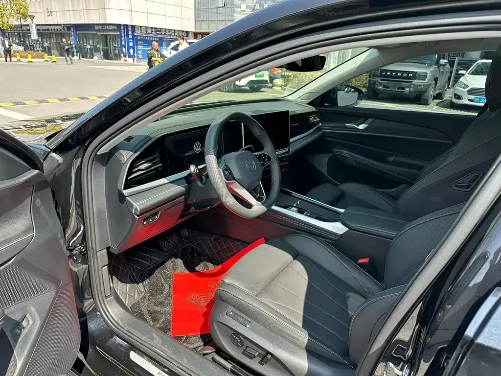 Volkswagen Passat — фото 8