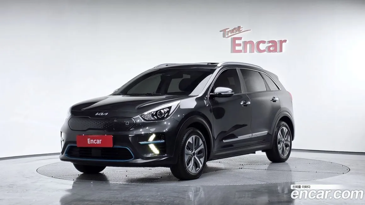 Kia Niro — фото 1