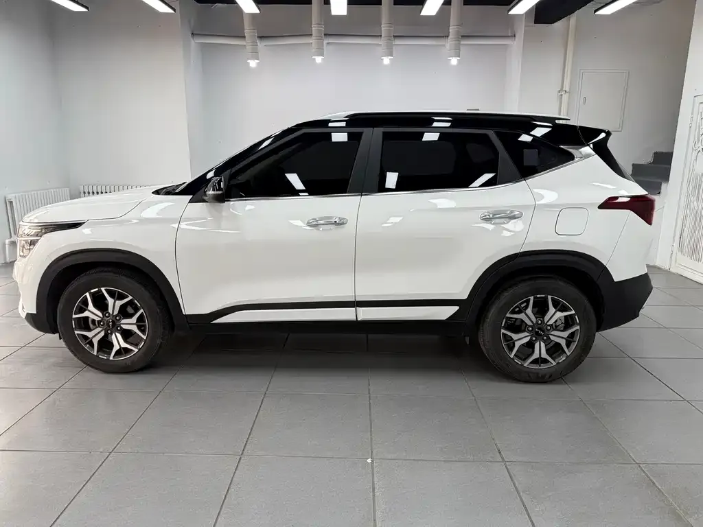 Kia KX3 — фото 4