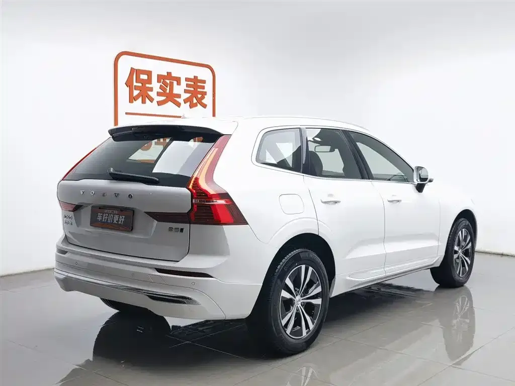 Volvo XC60 — фото 2