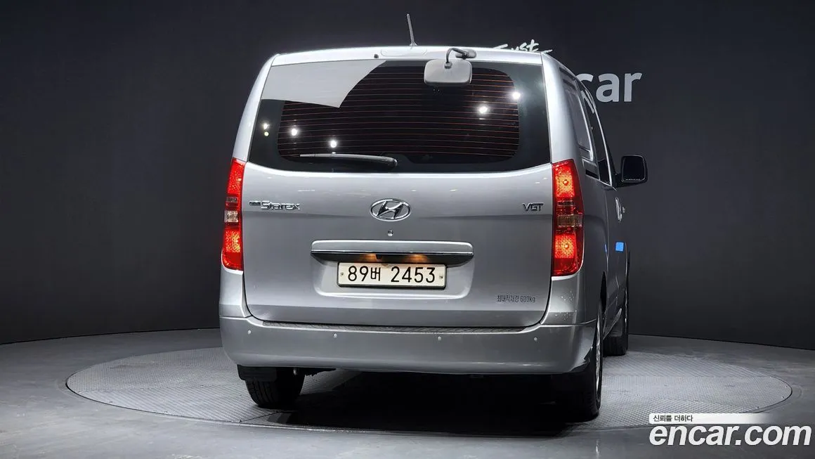Hyundai Starex — фото 4