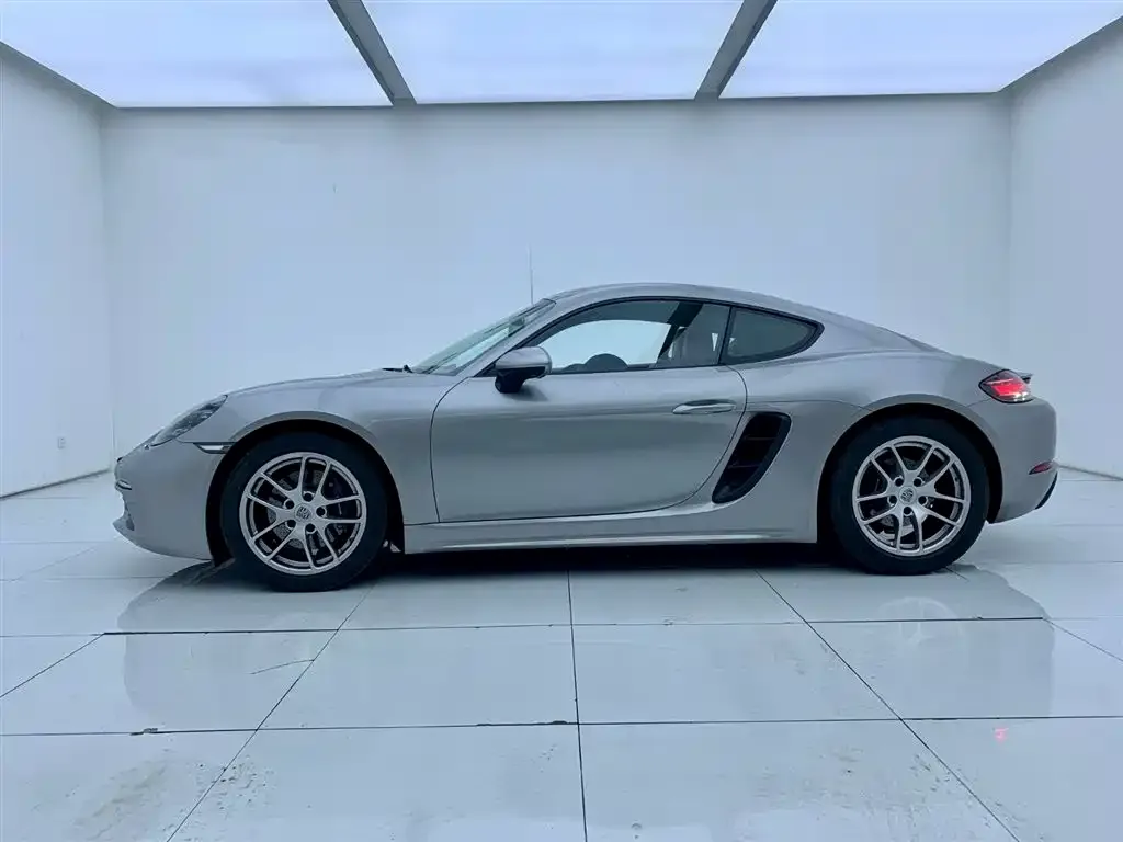 Porsche 718 — фото 4