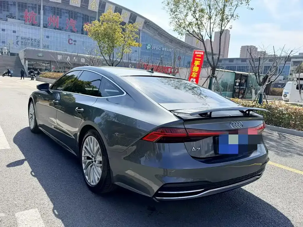 Audi A7 — фото 8