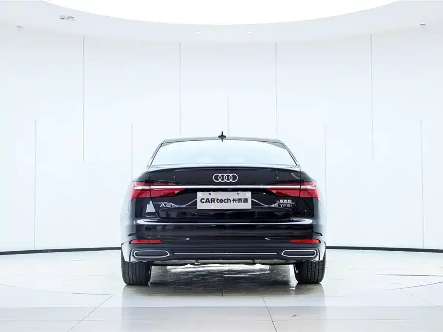 Audi A6L — фото 2