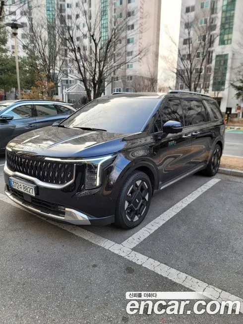 Kia Carnival — фото 10