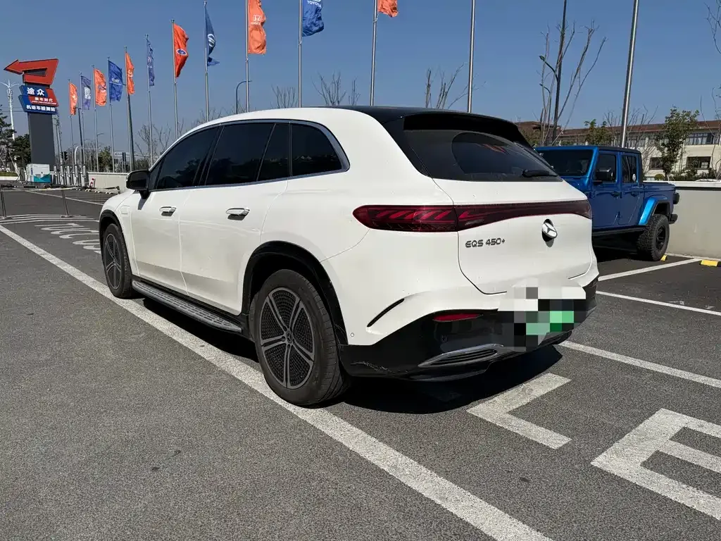 Mercedes-Benz EQS SUV — фото 2