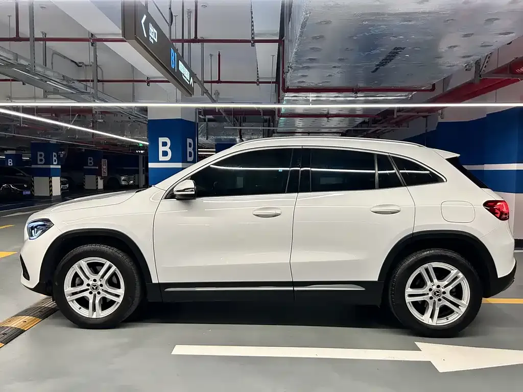 Mercedes-Benz GLA — фото 9