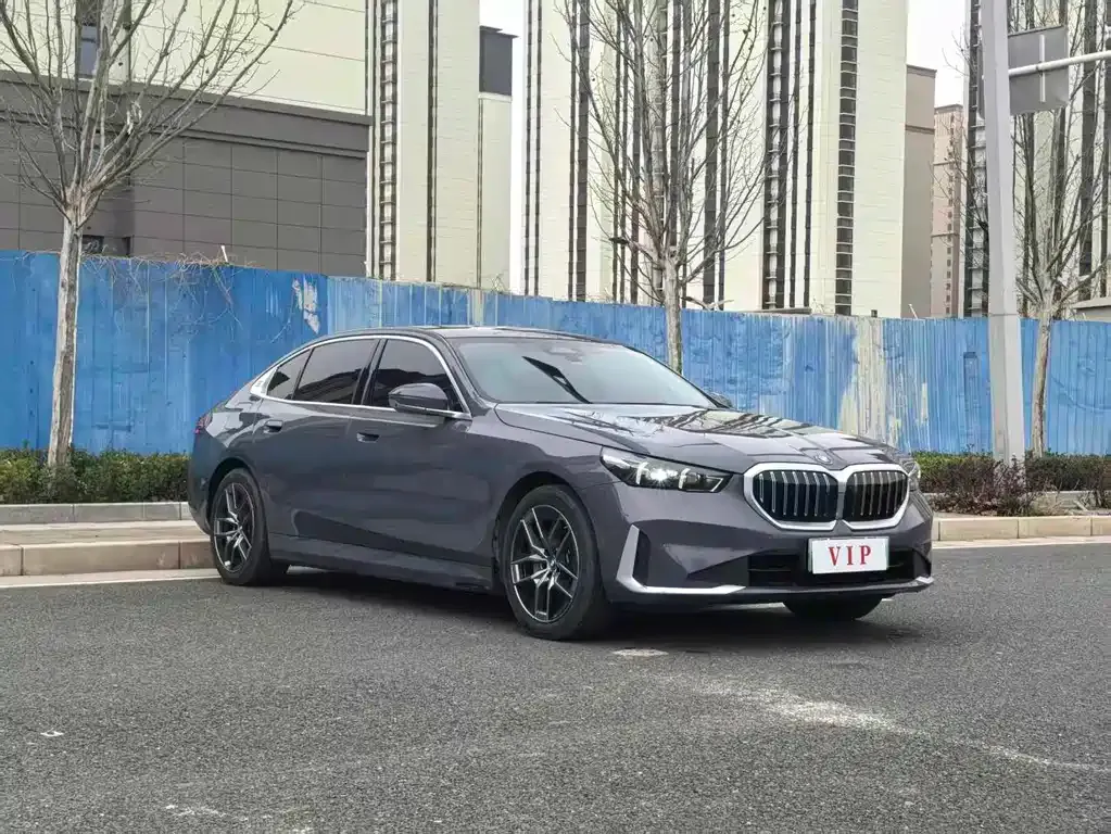 BMW i5 — фото 4