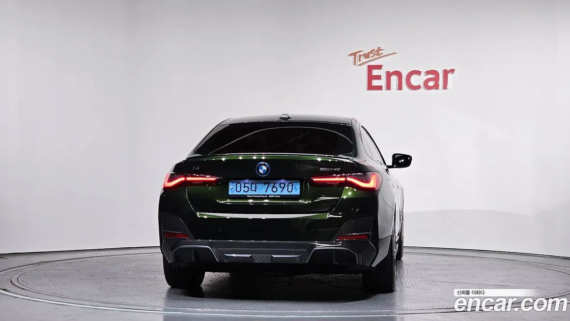BMW i4 — фото 2