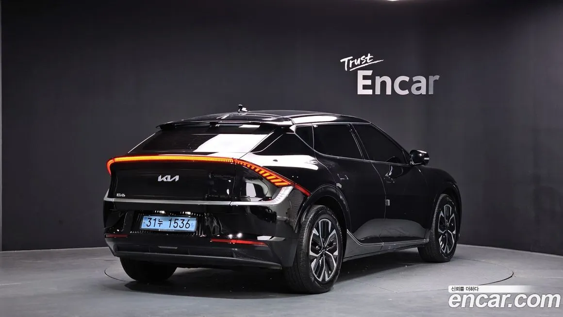 Kia EV6 — фото 6