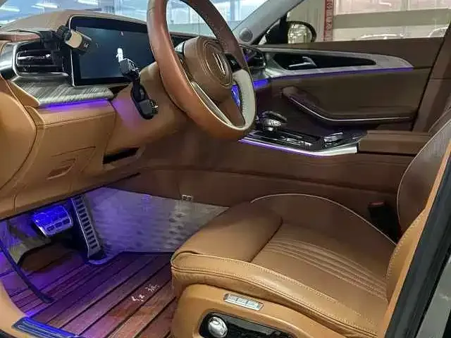 Hongqi H9 — фото 2