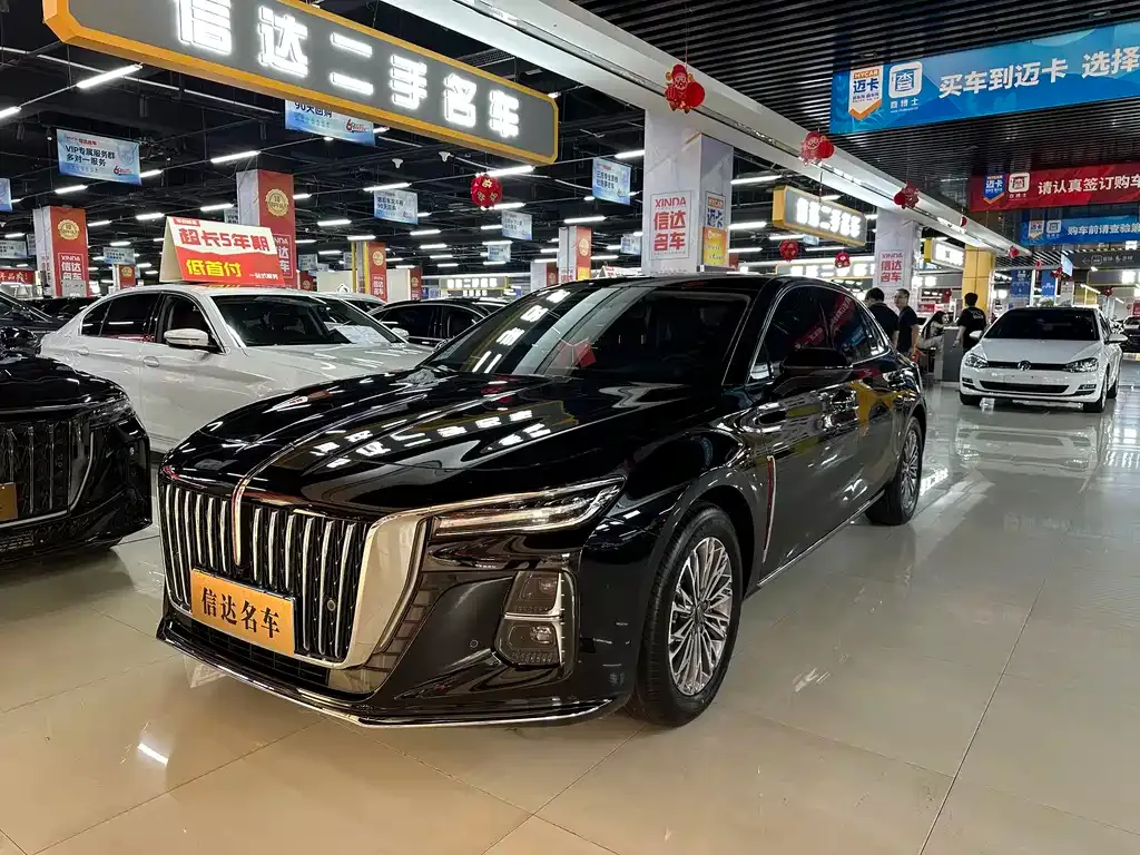 Hongqi H5 — фото 1