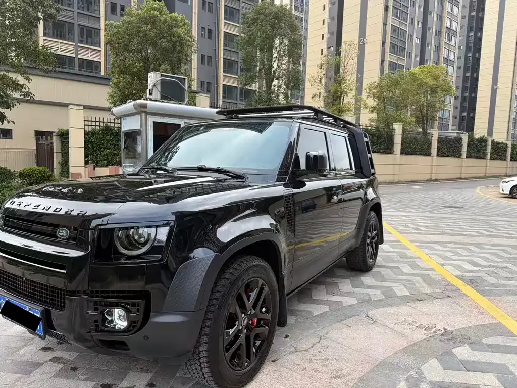 Land Rover Defender — фото 10