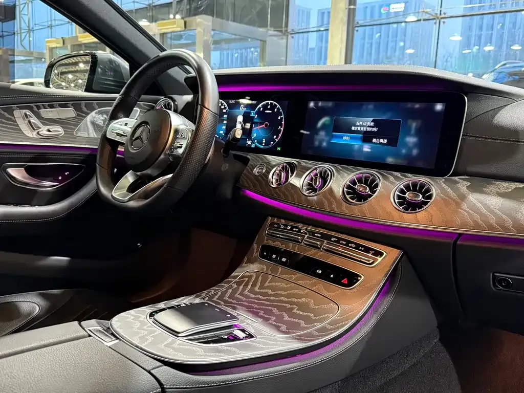 Mercedes-Benz CLS — фото 3