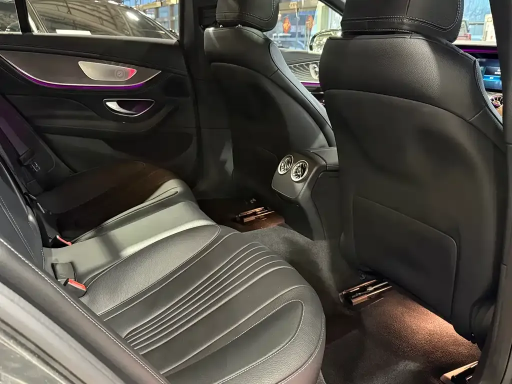 Mercedes-Benz CLS — фото 4