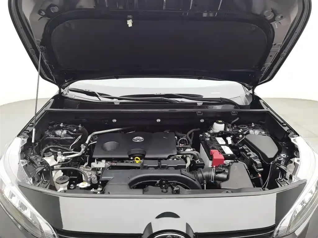 Toyota Wildlander — фото 10