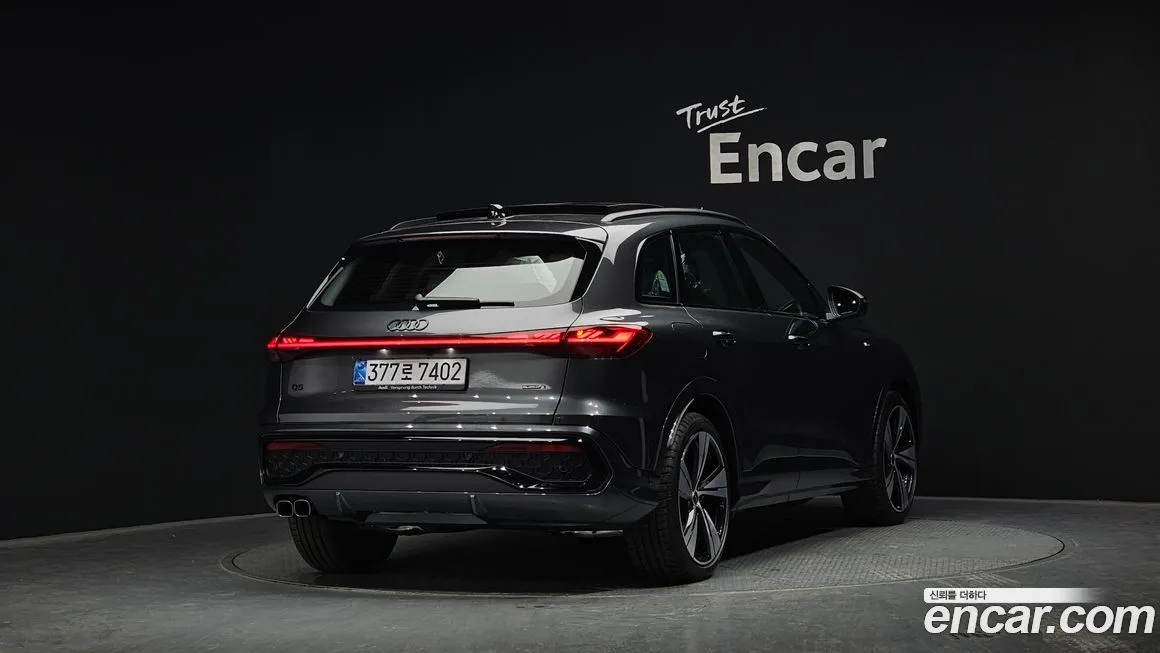 Audi Q5 — фото 5
