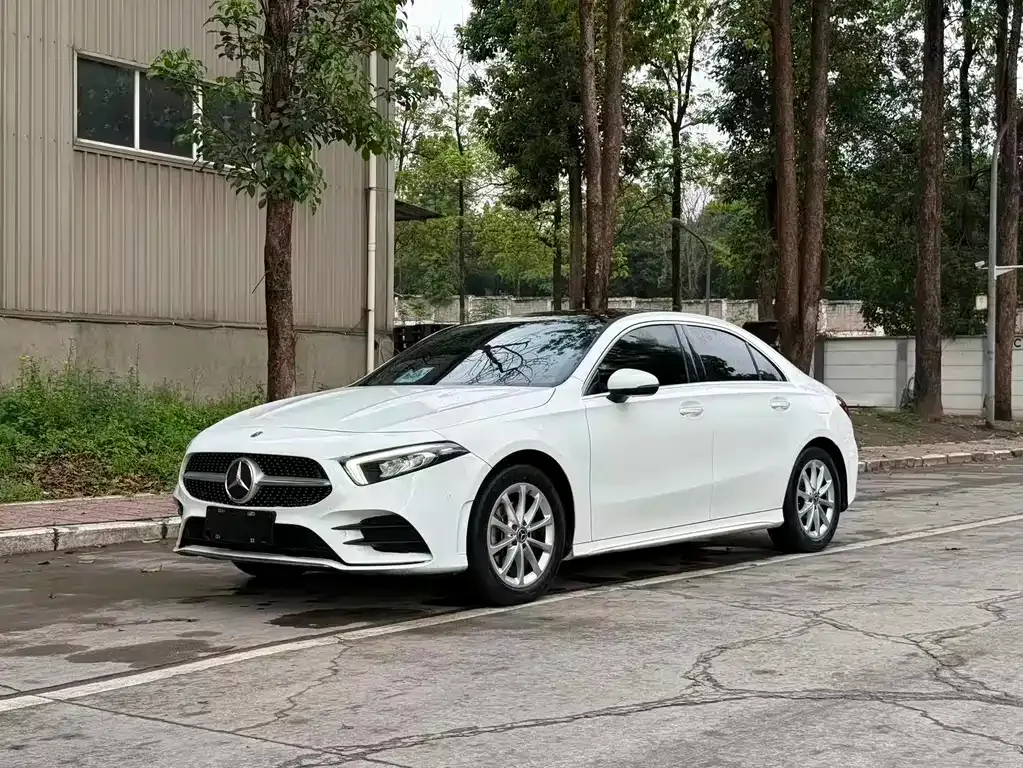 Mercedes-Benz A-Class — фото 1