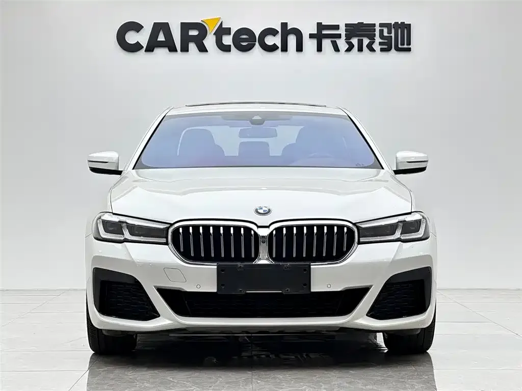 BMW 5 Series — фото 2