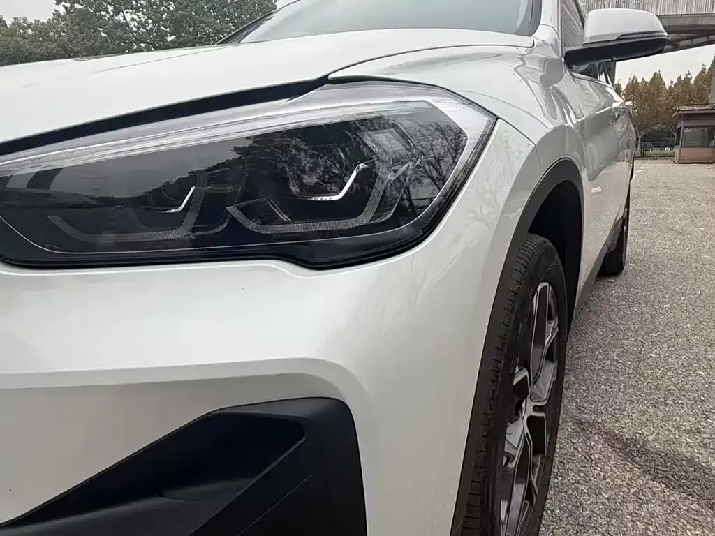 BMW X1 — фото 9