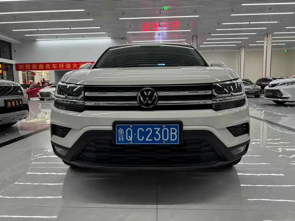 Volkswagen Tharu — фото 2