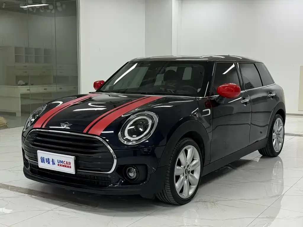 MINI Clubman — фото 1