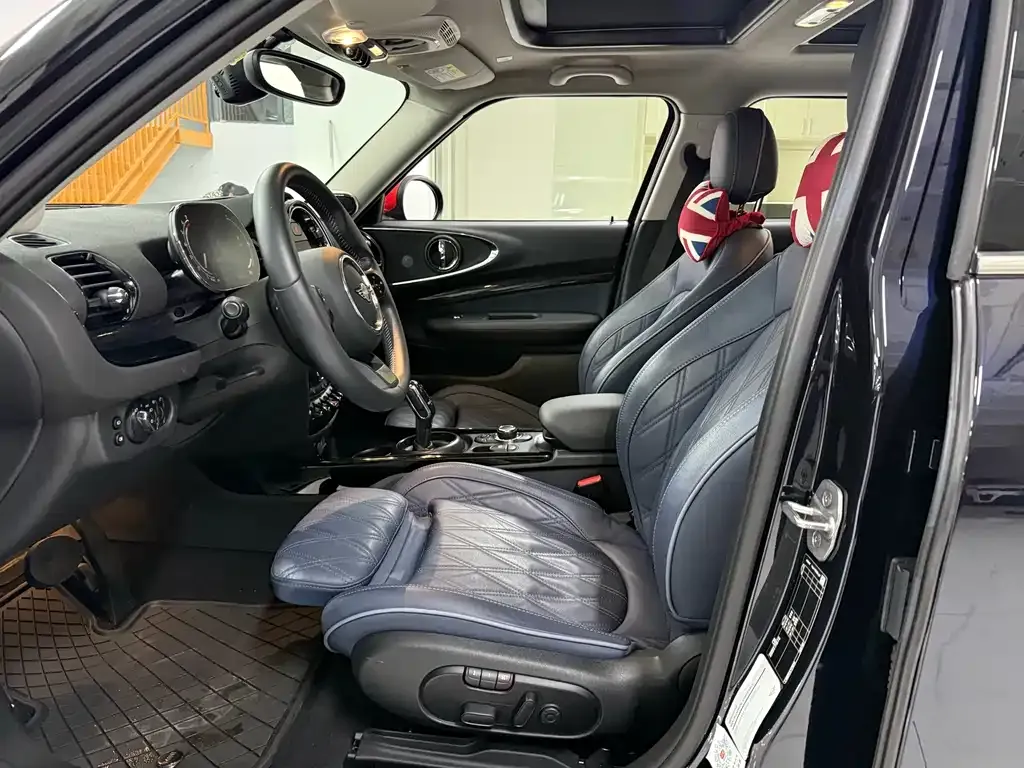 MINI Clubman — фото 7