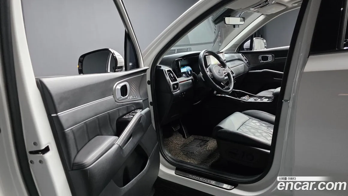 Kia Sorento — фото 10