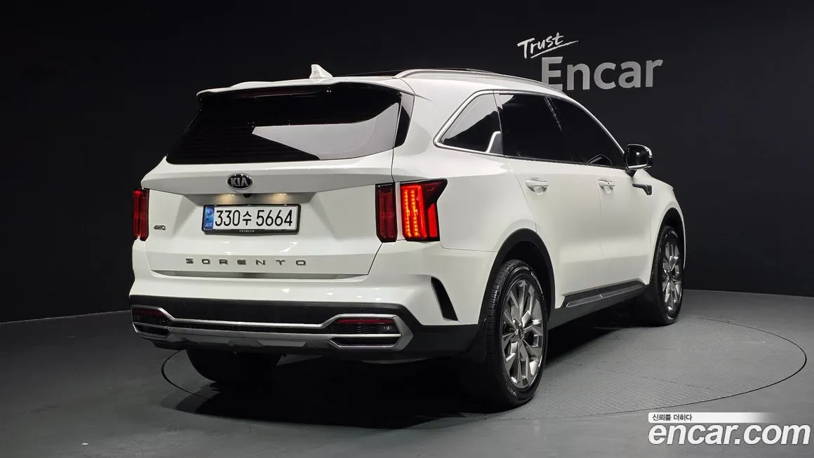 Kia Sorento — фото 3