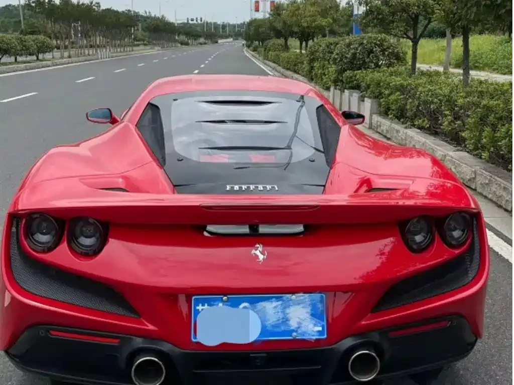 Ferrari F8 — фото 5