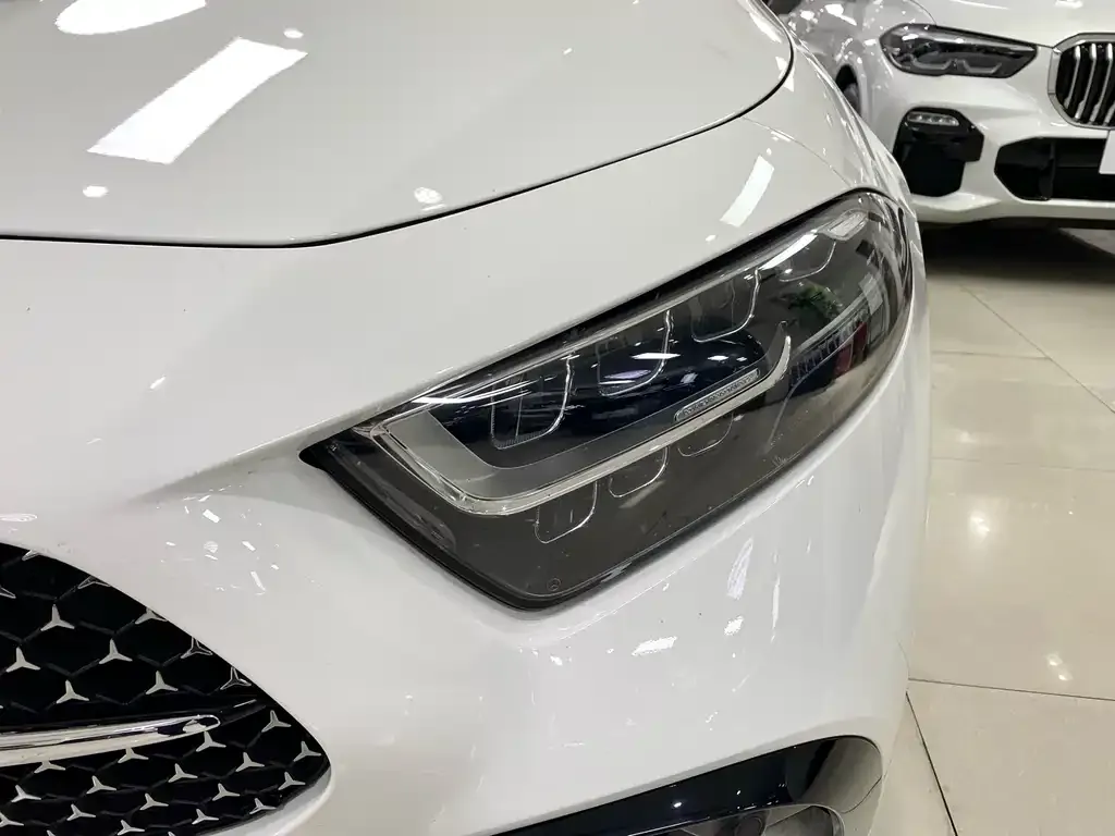 Mercedes-Benz CLS — фото 4