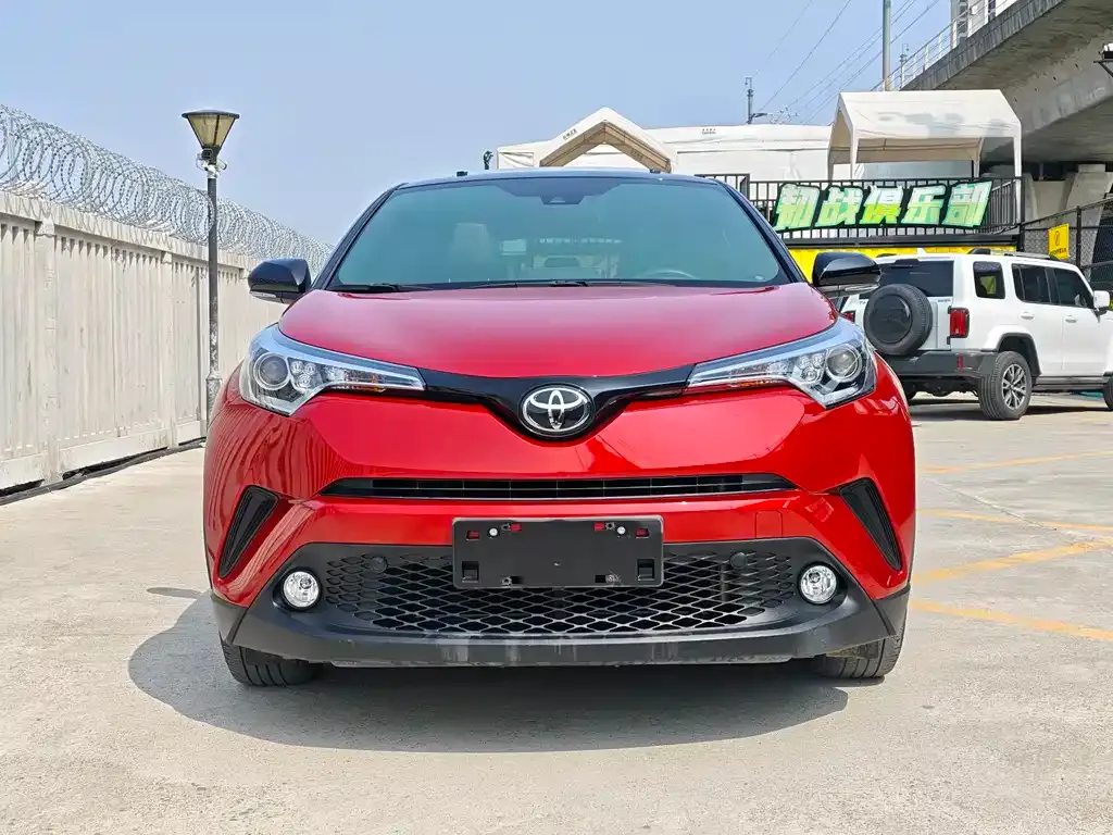 Toyota C-HR — фото 4